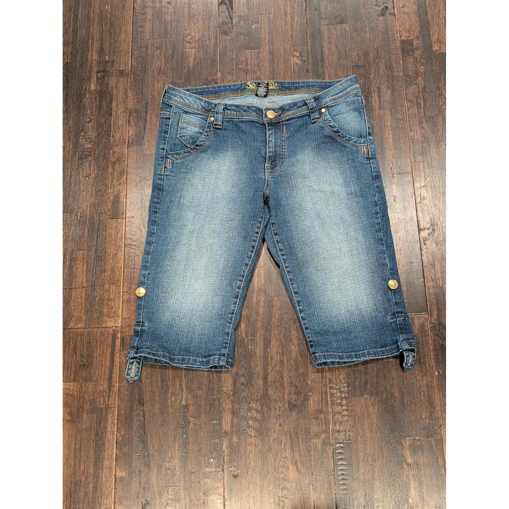 Southpole Capri Jeans Juniors 13  Denim Button Embroidered Pockets Casual‎ Pants